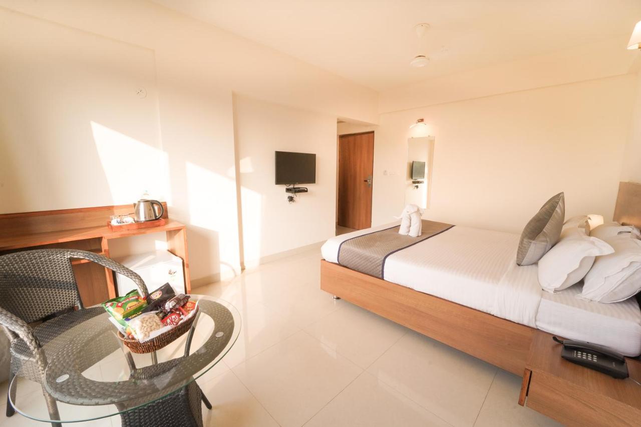 Hotel Wayfarer ปอร์โวริม ภายนอก รูปภาพ