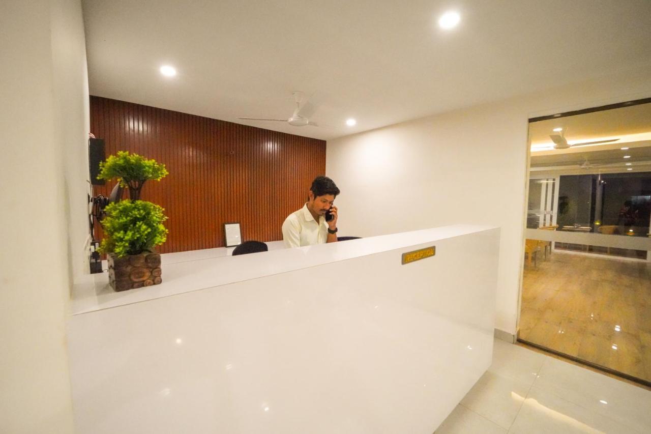 Hotel Wayfarer ปอร์โวริม ภายนอก รูปภาพ